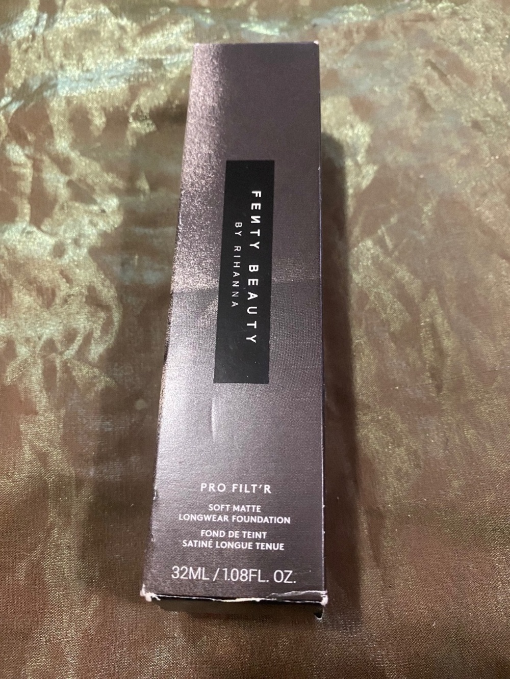 FENTY BEAUTY Pro Filter Soft Matte Longwear Foundation Shade 100